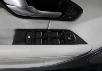 Подержанный автомобиль Land Rover Range Rover Evoque 2018 года (11 фото)