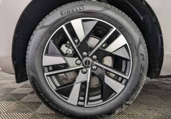 Новый Volvo XC60 2025 (7 фото)