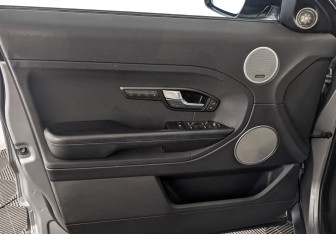 Подержанный автомобиль Land Rover Range Rover Evoque 2014 года (19 фото)