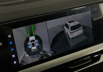 Подержанный автомобиль Geely Monjaro 2025 года (18 фото)