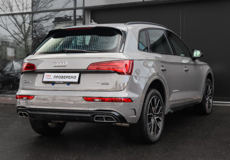 Подержанный автомобиль Audi Q5 2025 года (4 фото)