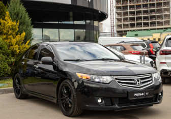 Подержанный автомобиль Honda Accord Sedan 2008 года (2 фото)