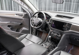 Подержанный автомобиль Volkswagen Teramont 2019 года (12 фото)