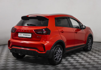 Подержанный автомобиль LIVAN X3Pro 2023 года (5 фото)