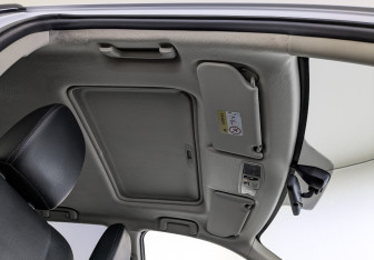 Подержанный автомобиль Mitsubishi Outlander 2014 года (22 фото)