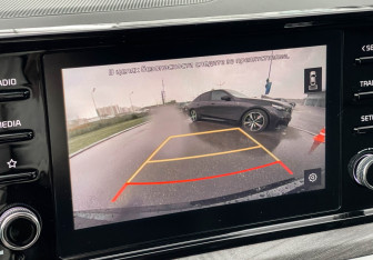 Подержанный автомобиль Kia K5 2021 года (17 фото)
