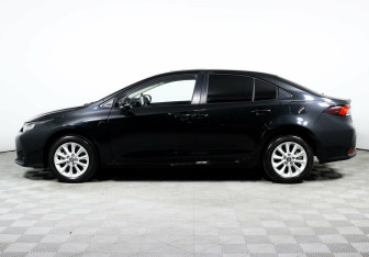 Подержанный автомобиль Toyota Corolla Sedan 2022 года (3 фото)