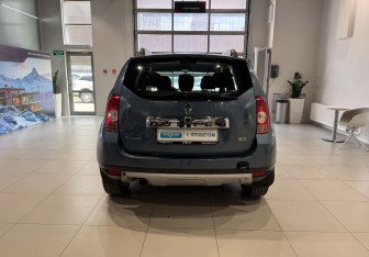Подержанный автомобиль Renault Duster 2012 года (5 фото)