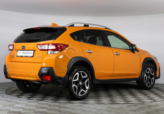 Подержанный автомобиль Subaru XV 2018 года (5 фото)