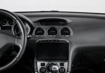 Подержанный автомобиль Peugeot 308 Wagon 2012 года (13 фото)