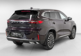 Подержанный автомобиль Exeed TXL 2023 года (5 фото)