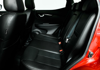 Подержанный автомобиль Nissan Qashqai 2018 года (13 фото)