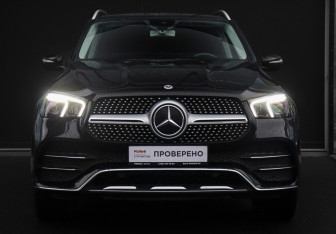 Подержанный автомобиль Mercedes-Benz GLE 2019 года (2 фото)
