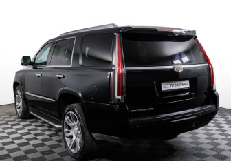 Подержанный автомобиль Cadillac Escalade Suv 2015 года (7 фото)