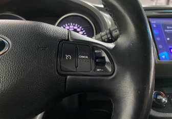 Подержанный автомобиль Kia Sportage 2014 года (17 фото)