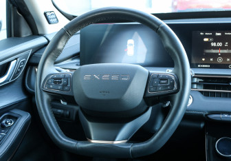 Подержанный автомобиль Exeed LX 2022 года (16 фото)
