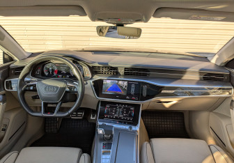 Подержанный автомобиль Audi A7 2020 года (14 фото)