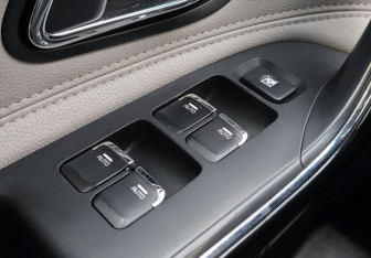 Подержанный автомобиль Kia Ceed Hatchback 2015 года (15 фото)