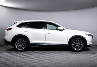 Подержанный автомобиль Mazda CX-9 2019 года (4 фото)