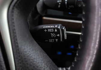 Подержанный автомобиль Toyota Land Cruiser Suv 2021 года (20 фото)