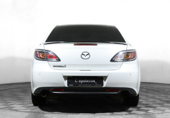 Подержанный автомобиль Mazda 6 Sedan 2012 года (6 фото)