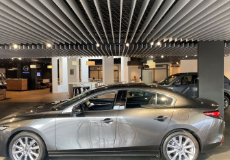 Новый Mazda 3 Sedan 2025 (8 фото)