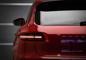 Подержанный автомобиль Porsche Macan 2017 года (39 фото)