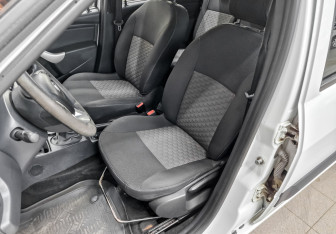 Подержанный автомобиль LADA (ВАЗ) Largus Wagon 2021 года (19 фото)