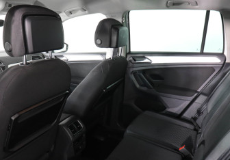 Подержанный автомобиль Volkswagen Tiguan 2017 года (12 фото)