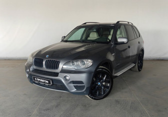 Подержанный автомобиль BMW X5 2012 года (1 фото)