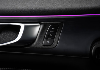 Подержанный автомобиль Changan UNI-K 2024 года (17 фото)