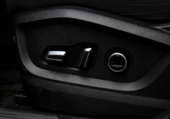 Подержанный автомобиль Chery Tiggo 8 Pro e+ 2023 года (23 фото)