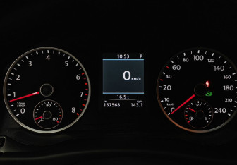 Подержанный автомобиль Volkswagen Tiguan 2011 года (17 фото)