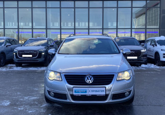 Подержанный автомобиль Volkswagen Passat Wagon 2007 года (2 фото)
