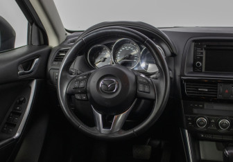 Подержанный автомобиль Mazda CX-5 2014 года (15 фото)