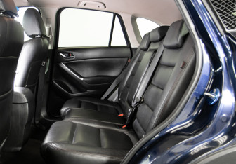 Подержанный автомобиль Mazda CX-5 2015 года (8 фото)