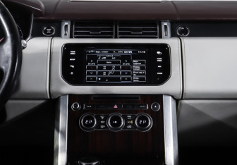 Подержанный автомобиль Land Rover Range Rover 2013 года (14 фото)