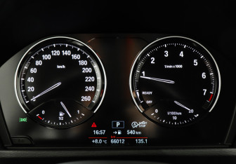 Подержанный автомобиль BMW X1 2021 года (14 фото)