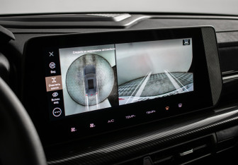 Подержанный автомобиль Haval H3 2024 года (16 фото)