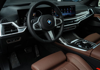 Новый BMW X7 2024 (18 фото)