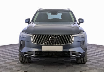 Новый Volvo XC90 2025 (5 фото)