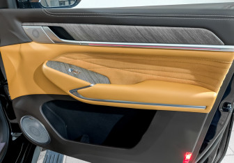 Подержанный автомобиль Tank 500 2023 года (23 фото)