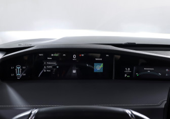 Подержанный автомобиль Changan UNI-K 2023 года (14 фото)