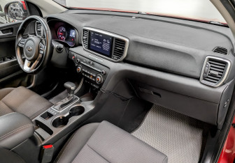 Подержанный автомобиль Kia Sportage 2021 года (11 фото)
