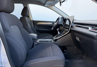 Подержанный автомобиль Haval M6 2023 года (10 фото)