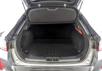 Подержанный автомобиль Москвич 6 2024 года (10 фото)