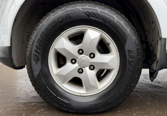 Подержанный автомобиль SsangYong Kyron 2011 года (9 фото)