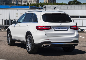 Подержанный автомобиль Mercedes-Benz GLC Coupe 2016 года (7 фото)