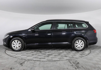 Подержанный автомобиль Volkswagen Passat Wagon 2016 года (8 фото)