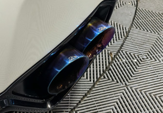 Подержанный автомобиль Nissan GT-R 2011 года (38 фото)